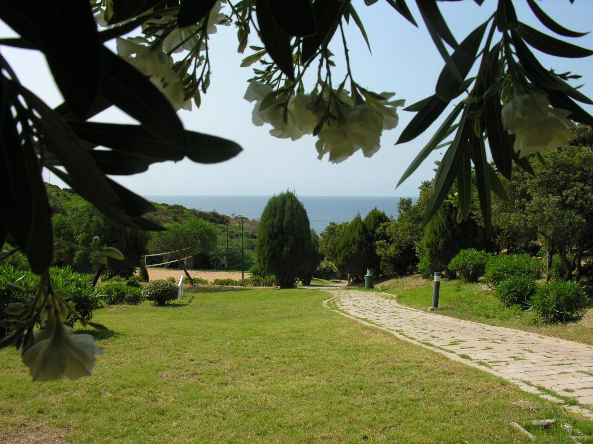 Eco Village Baia Delle Ginestre Teulada Exteriör bild